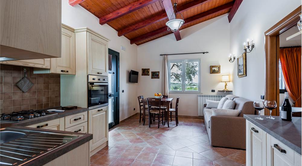 bnb dependance 6 beds, kitchen and livingroom