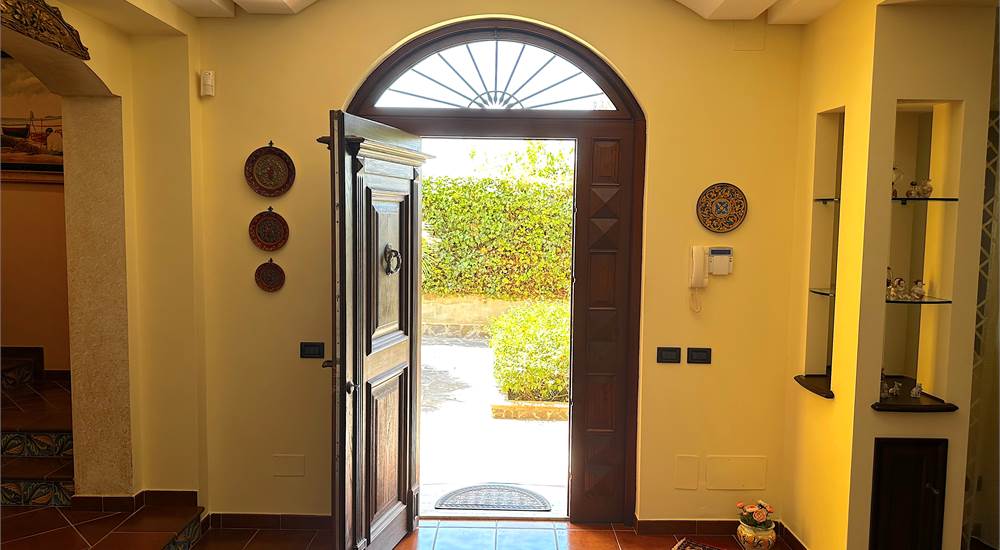 MAIN ENTRANCE