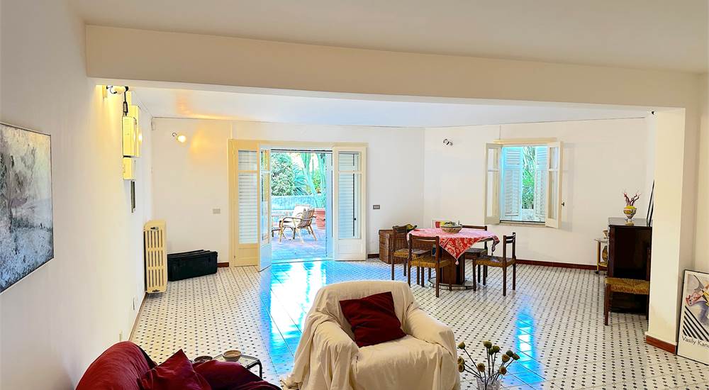 ground floor living room 